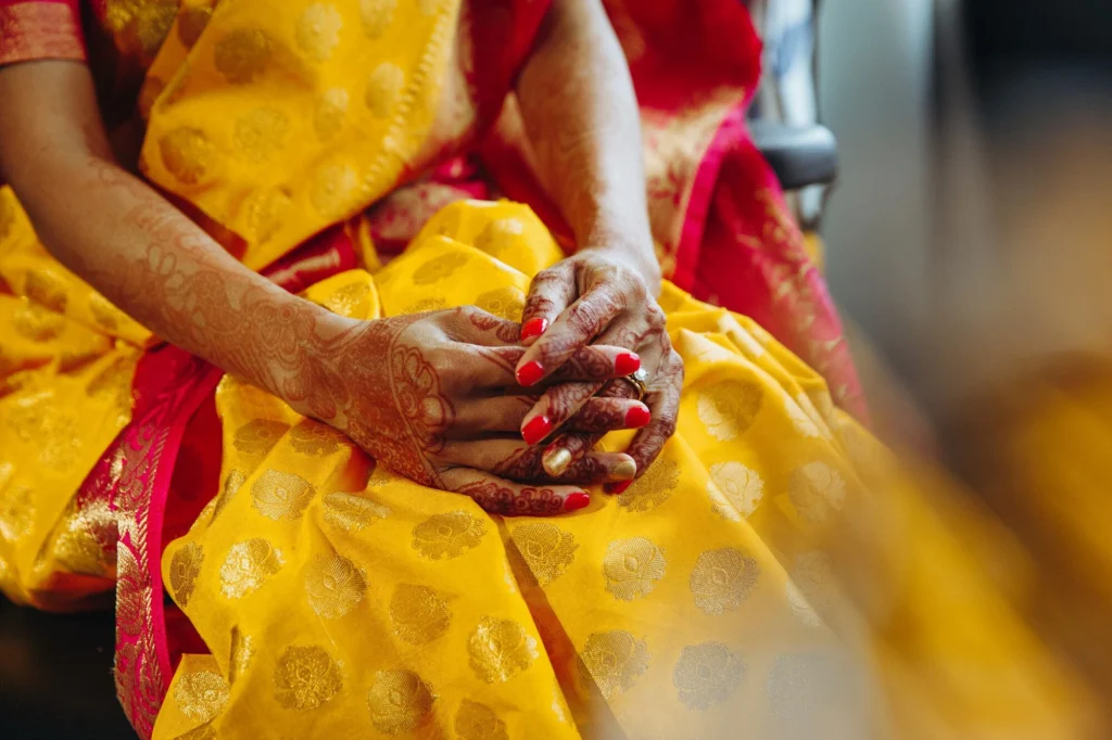 কলকাতায় বাঙালি বিয়ের সম্পূর্ণ পরিকল্পনা: শুরু থেকে সান্ধ্যবাস পর্যন্ত! 5 বাঙালি হিন্দু বিবাহের আচার ও তাৎপর্য