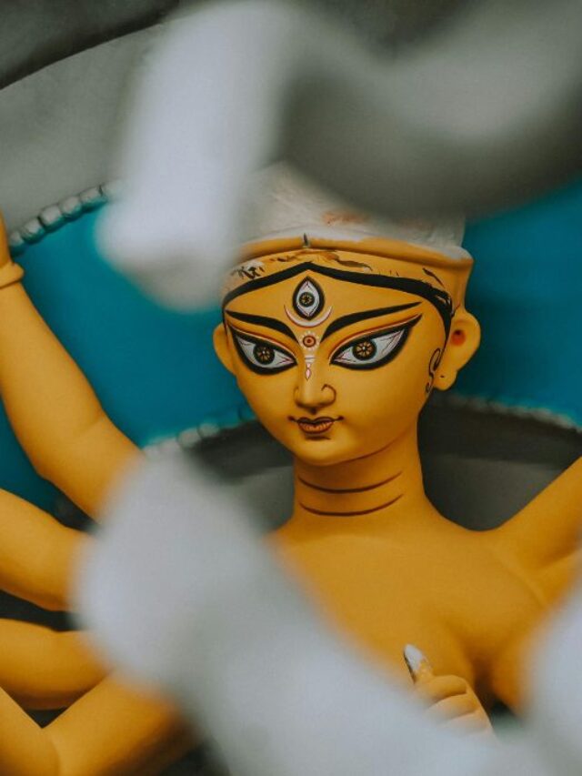 Durga Puja Wishes 2025: Bengali Greetings & Messages