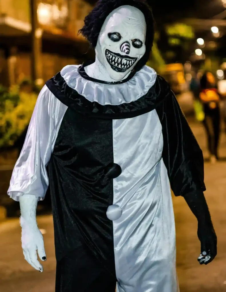 Unique Halloween Costume Ideas for Adults 2025 You Must Try This Year 11 trending halloween costumes 2025